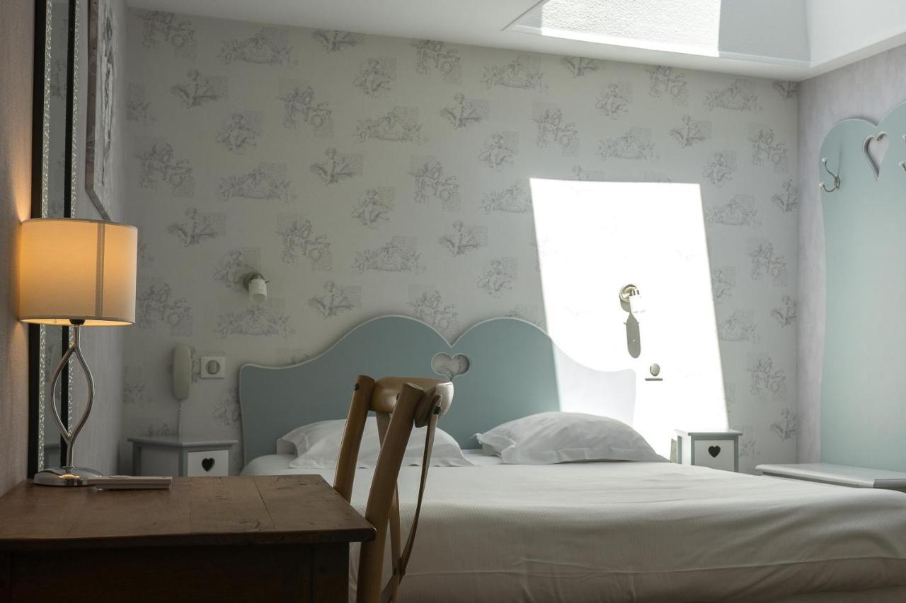 Hotel Restaurant Le Moulin De Saint Verand ภายนอก รูปภาพ