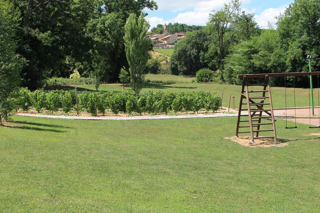 Hotel Restaurant Le Moulin De Saint Verand ภายนอก รูปภาพ