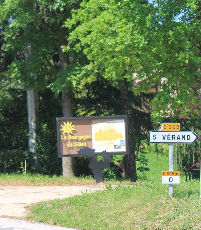 Hotel Restaurant Le Moulin De Saint Verand ภายนอก รูปภาพ